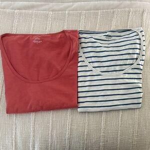 J. Crew set of two organic slub cotton scoop neck t shirts size large